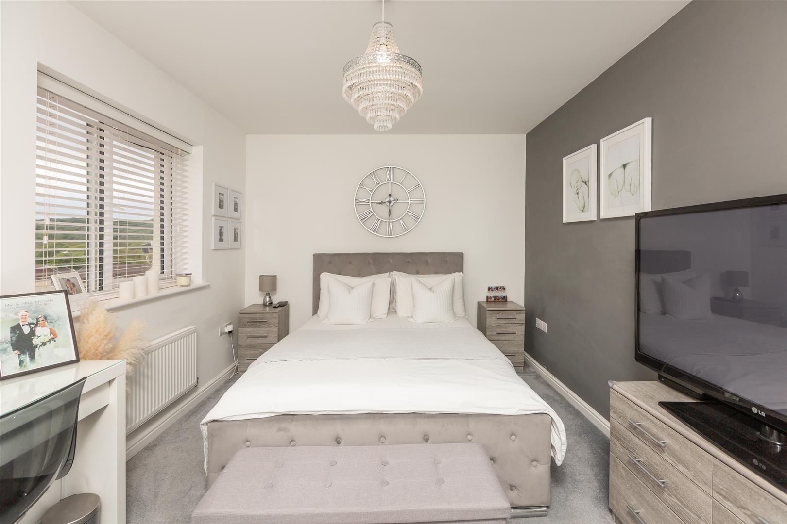 Tal Y Fro, Pontardawe, Swansea, SA8 4NZ